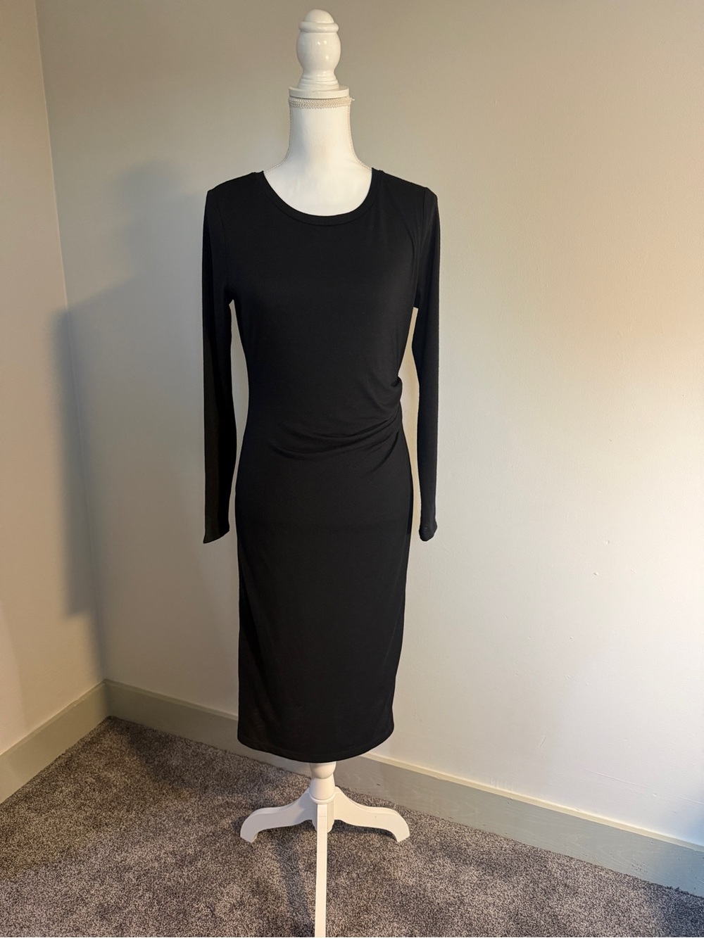 Banana Republic Factory Soft Luxe Shirred-Side Midi Dress Black Size Small